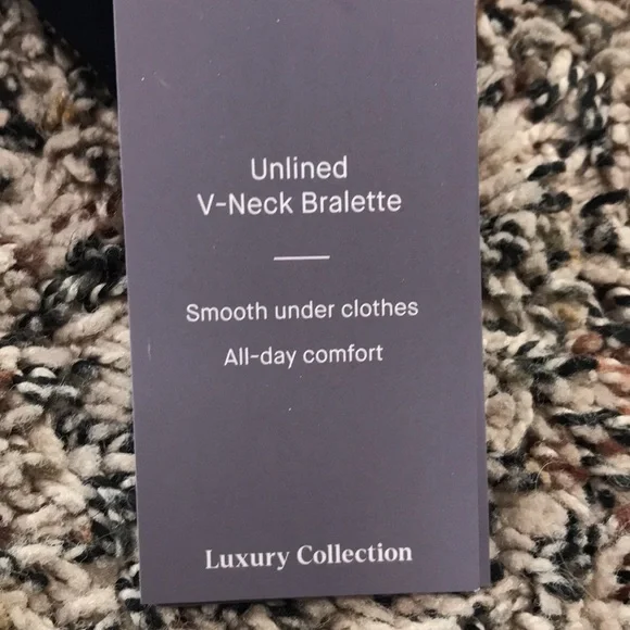 Auden Luxury Collection Unlined V Neck Black Seamless Bralette Sz L | NWT - Picture 6 of 6